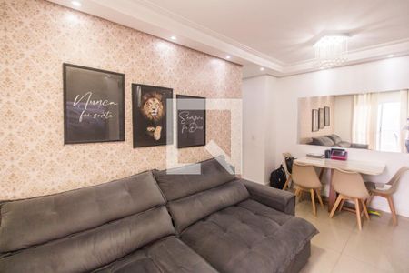 Sala  de apartamento à venda com 2 quartos, 72m² em Jardim Tupanci, Barueri