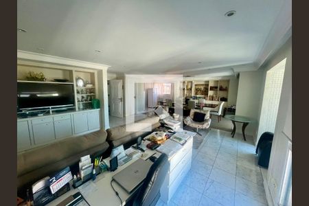 Sala de apartamento à venda com 4 quartos, 201m² em Higienópolis, São Paulo