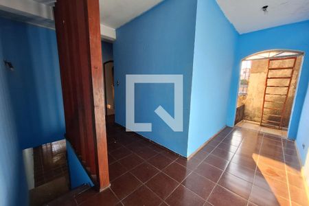Corredor de casa para alugar com 2 quartos, 207m² em Parque das Nações, Santo André