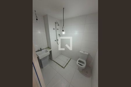 Banheiro  social de kitnet/studio à venda com 1 quarto, 26m² em Perdizes, São Paulo
