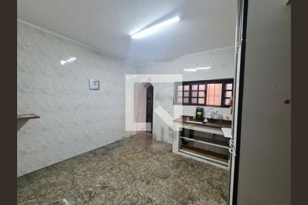 Casa à venda com 3 quartos, 180m² em Jardim Santa Cruz (Campo Grande), São Paulo