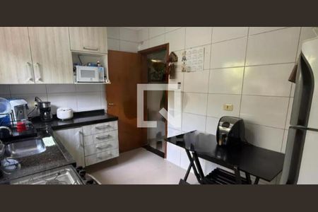 Casa à venda com 3 quartos, 114m² em Campo Grande, São Paulo