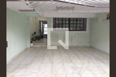 Casa à venda com 3 quartos, 180m² em Vila Marari, São Paulo