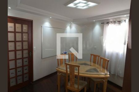 Casa à venda com 3 quartos, 180m² em Vila Marari, São Paulo