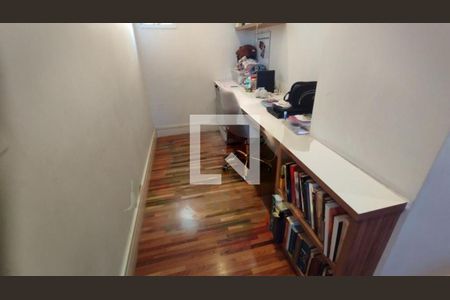 Apartamento à venda com 3 quartos, 107m² em Vila Isa, São Paulo
