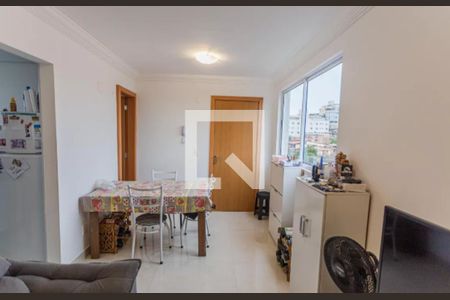 Apartamento à venda com 2 quartos, 60m² em Sagrada Família, Belo Horizonte