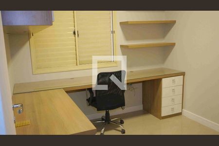 Quarto1 de apartamento para alugar com 2 quartos, 83m² em Centro de Apoio I (alphaville), Santana de Parnaíba