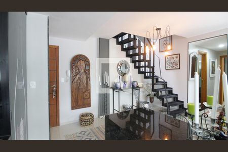 Apartamento para alugar com 3 quartos, 146m² em Parque Burle, Cabo Frio