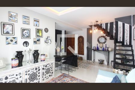 Apartamento para alugar com 3 quartos, 146m² em Parque Burle, Cabo Frio