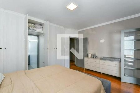 Casa à venda com 4 quartos, 240m² em Santo Amaro, São Paulo