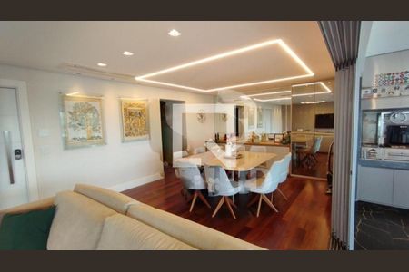 Apartamento à venda com 3 quartos, 155m² em Vila Sofia, São Paulo