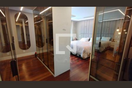 Apartamento à venda com 3 quartos, 155m² em Vila Sofia, São Paulo