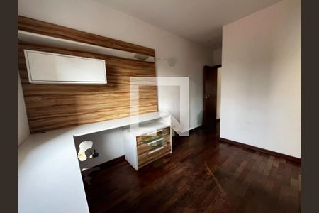 Casa à venda com 3 quartos, 169m² em Vila Mariana, São Paulo
