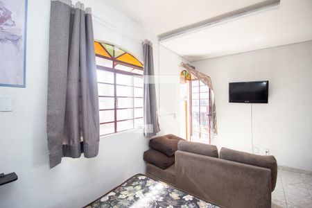 Quarto de kitnet/studio para alugar com 1 quarto, 40m² em Jardim Balneario, Contagem