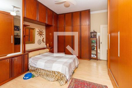 Casa à venda com 4 quartos, 198m² em Alto de Pinheiros, São Paulo