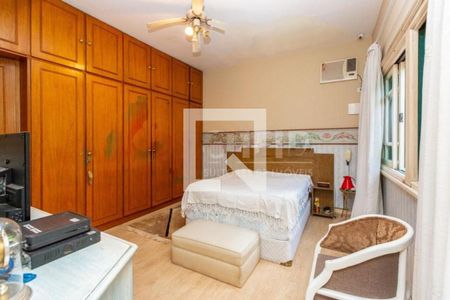 Casa à venda com 4 quartos, 198m² em Alto de Pinheiros, São Paulo