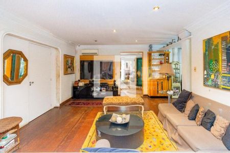 Casa à venda com 4 quartos, 198m² em Alto de Pinheiros, São Paulo