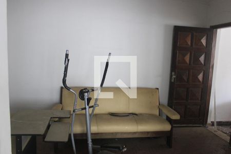 Sala  de casa à venda com 5 quartos, 163m² em Jardim Paraventi, Guarulhos