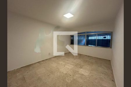 Casa à venda com 3 quartos, 172m² em Jabaquara, São Paulo