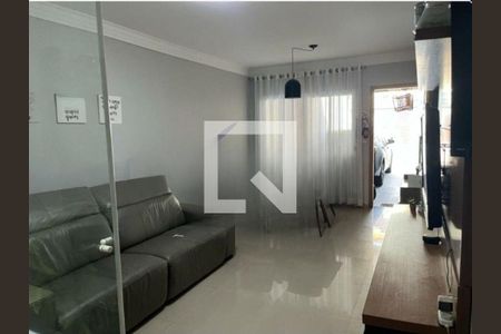 Casa à venda com 3 quartos, 97m² em Vila Romano, São Paulo