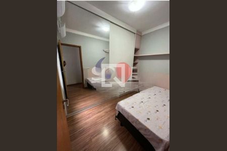 Casa à venda com 3 quartos, 97m² em Vila Romano, São Paulo