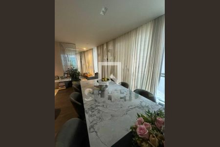Apartamento à venda com 2 quartos, 109m² em Vila Nova Conceição, São Paulo