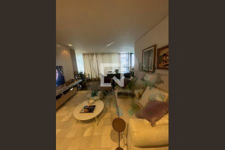 Apartamento à venda com 2 quartos, 109m² em Vila Nova Conceição, São Paulo