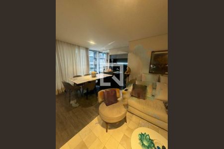 Apartamento à venda com 2 quartos, 109m² em Vila Nova Conceição, São Paulo