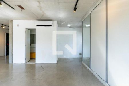 Apartamento à venda com 1 quarto, 70m² em Jardim das Acacias, São Paulo