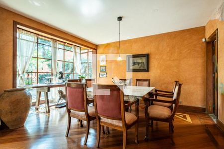 Casa à venda com 4 quartos, 705m² em Jardim Guedala, São Paulo