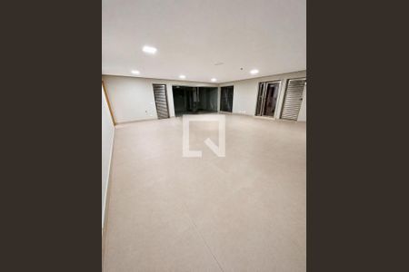 Casa à venda com 5 quartos, 640m² em Centro Comercial Jubran, Barueri