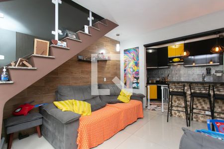 Sala de casa de condomínio à venda com 2 quartos, 72m² em Vila Brasil, São Paulo