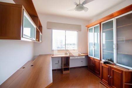Quarto 1 de apartamento para alugar com 5 quartos, 140m² em Irajá, Rio de Janeiro