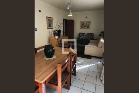 Casa à venda com 4 quartos, 250m² em Jardim Petropolis, São Paulo