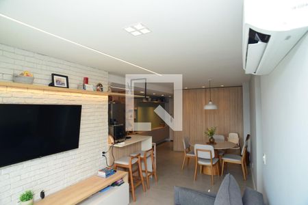 Sala de apartamento à venda com 2 quartos, 65m² em Barra da Tijuca, Rio de Janeiro