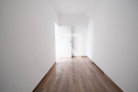 Quarto 1 de casa para alugar com 2 quartos, 50m² em Burgo Paulista, São Paulo