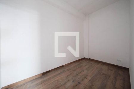 Quarto 1 de casa para alugar com 2 quartos, 50m² em Burgo Paulista, São Paulo