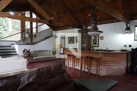 Sala de casa para alugar com 4 quartos, 3500m² em Vale do Sol, Embu das Artes