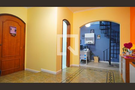 Sala  de casa à venda com 3 quartos, 200m² em Jardim São Pedro, Porto Alegre