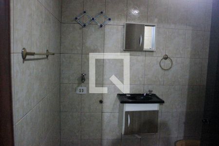 Banheiro  de casa para alugar com 1 quarto, 40m² em Vila Ester, Guarulhos