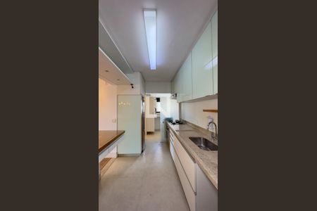 Cozinha de apartamento para alugar com 3 quartos, 93m² em Cidade Monções, São Paulo