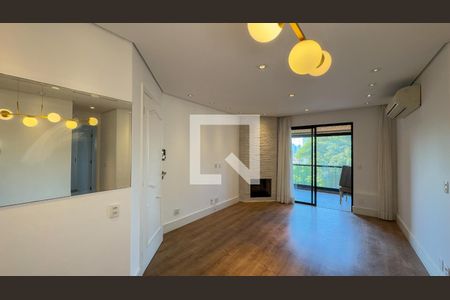 Sala de apartamento para alugar com 3 quartos, 93m² em Cidade Monções, São Paulo