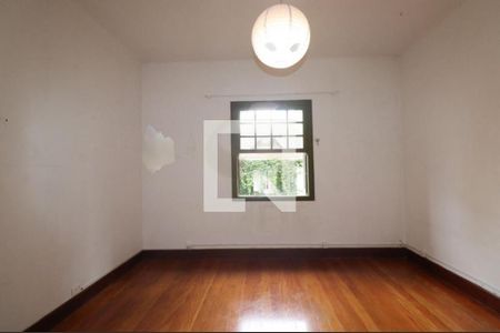 Casa à venda com 2 quartos, 128m² em Pinheiros, São Paulo