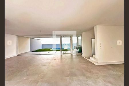 Casa à venda com 4 quartos, 557m² em Santo Amaro, São Paulo
