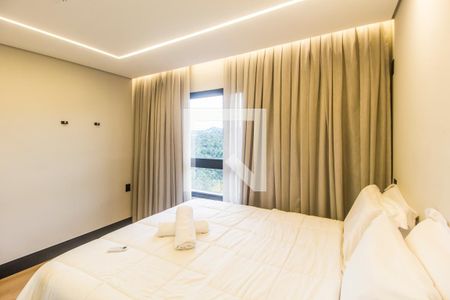 Suíte de apartamento à venda com 2 quartos, 60m² em Empresarial 18 do Forte, Barueri
