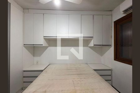 Quarto 1 de casa para alugar com 2 quartos, 52m² em Guajuviras, Canoas