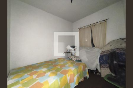 Quarto de apartamento à venda com 2 quartos, 48m² em Heliópolis, Belo Horizonte