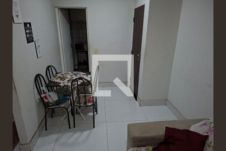 Sala de apartamento à venda com 2 quartos, 48m² em Heliópolis, Belo Horizonte