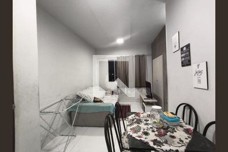Sala de apartamento à venda com 2 quartos, 48m² em Heliópolis, Belo Horizonte