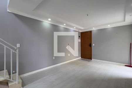 Sala de apartamento para alugar com 2 quartos, 88m² em Jardim Silvestre, Guarulhos